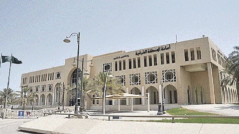 ضبط 35 مخالفة لتدابير «كورونا» وتكدس بالأسواق في الشرقية