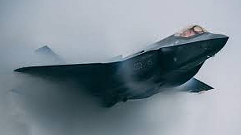 خبير إسرائيلي: الإمارات تعتزم شراء مقاتلة الشبح الروسية