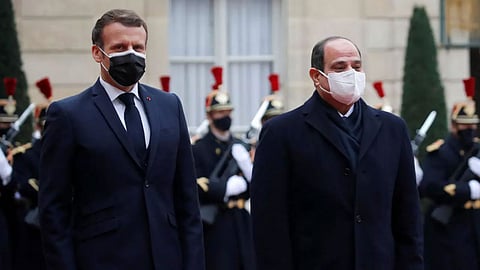 فرنسا تعفي مصر من شرط يتعلق بحسم صفقات الأسلحة