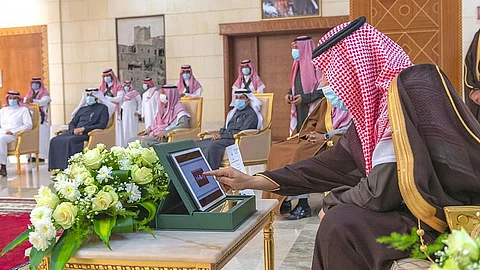 بالصور.. تدشين «أول موسوعة للطب الشعبي والأدب الشفي» عن الباحة