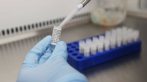 رسميًّا.. الإمارات تعلن تسجيل لقاح مضاد لفيروس كورونا