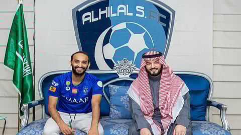 رسميًّا.. «الهلال» يعلن تجديد التعاقد مع عبدالله عطيف حتى 2023