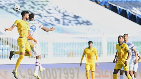 التعادل السلبي يحسم مواجهة أبها والتعاون في دوري المحترفين