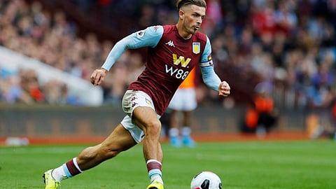 حرمان قائد أستون فيلا من القيادة 9 أشهر لهذا السبب