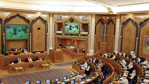 «الشورى» يطالب «الخطوط الجوية» بالتأكد من توفر تجهيزات ذوي الإعاقة بالطائرات