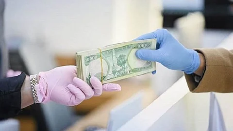 الحكومة العراقية توقف توزيع رواتب الموظفين عن شهر ديسمبر