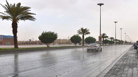 «الأرصاد» عن طقس الخميس: سحب رعدية ممطرة على 3 مناطق