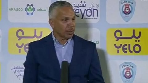 الشابي يشكر لاعبي أبها رغم الهزيمة ويرفض توجيه انتقاد للحكام