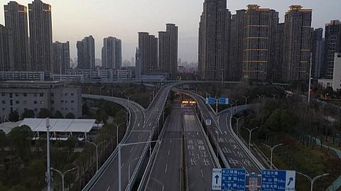 دبلوماسيون روس: «ووهان» هزمت فيروس كورونا بـ«الانضباط»