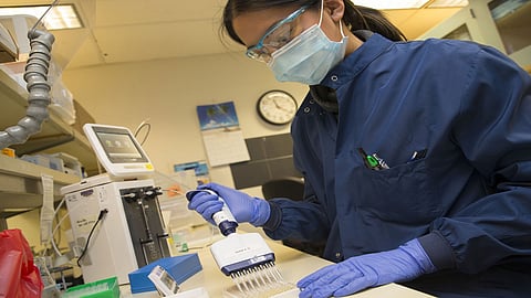 واشنطن ترجح احتمالية تسرب فيروس كورونا من مختبر في ووهان الصينية