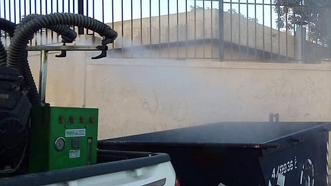 تعقيم 39 ألف حاوية نفايات بأحياء وشوارع الطائف