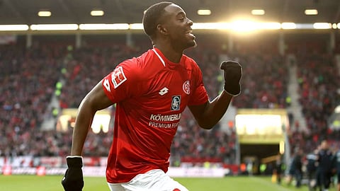 ماينز يُوصد أبواب الهداف الفرنسي أمام إغراءات كبار بوندسليجا