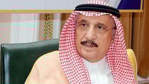 أمير جازان يعزي ذوي الأديب الحربي