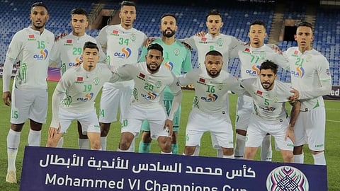 الرجاء يحفز لاعبيه بمكافأة مالية ضخمة للفوز على الاتحاد