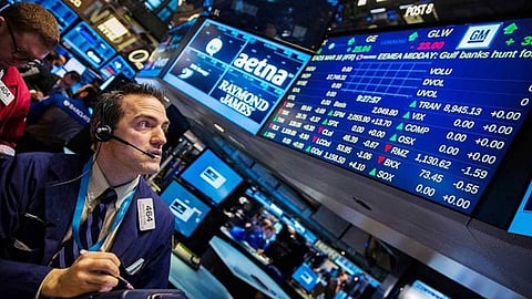 تراجع مؤشرات الأسهم الأمريكية في نهاية تعاملات الخميس