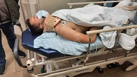 بعد اعتداء مستوطنين عليه.. شاب فلسطيني يوجّه رسالة إلى والدته