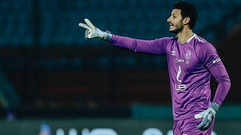 إيقاف قائد الأهلي المصري 4 مباريات بسبب «سلوك غير رياضي»