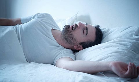 أزمة قلبية أو سكتة دماغية.. مخاطر متوقَّعة لـ«الشخير»