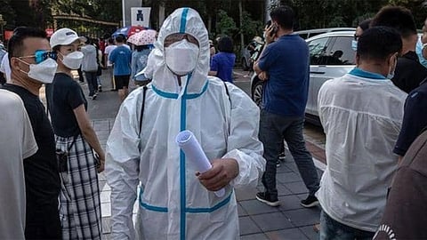 كورونا حول العالم.. الإصابات تصل إلى نحو 5ر98 مليون