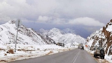 «الحصيني» يتوقع حالة جوية جديدة ويحدد موعدها.. واحتمال ثلوج على مرتفعات تبوك