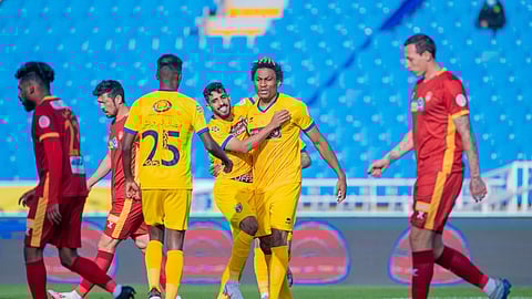 بالفيديو.. «هاتريك» تاوامبا يقود التعاون لوأد صحوة ضمك