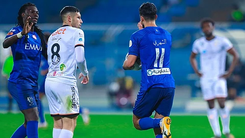 الهلال بطل الشتاء.. هل يبقى وفيًّا لعادة السنوات العشر أم يرضخ لأحكام آخر موسمين؟