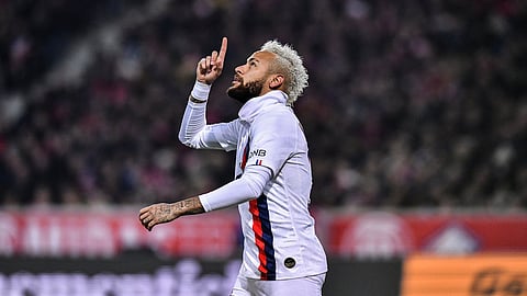 نيمار يدعم سانتوس قبل نهائي كأس ليبرتادورس