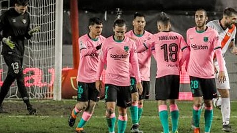 ألميريا يصطدم بإشبيلية في كأس إسبانيا.. وبرشلونة يواجه غرناطة