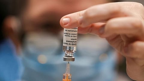 الاتحاد الأوروبي وأسترازينيكا.. خطوة للأمام بشأن لقاحات كورونا