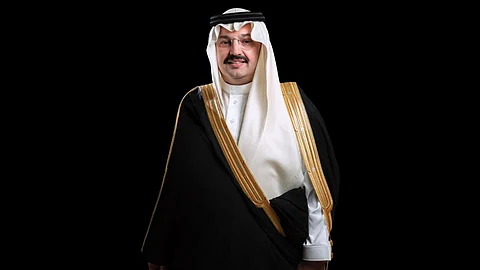 أمير عسير يدشن اليوم أول مدرسة لتعليم القيادة للسيدات بالمنطقة