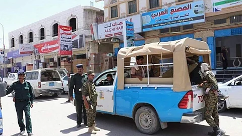 «شرطة مأرب» تكشف تفاصيل اعتقال خلية حوثية باليمن.. وتؤكد: كانت تخطط لأعمال إرهابية