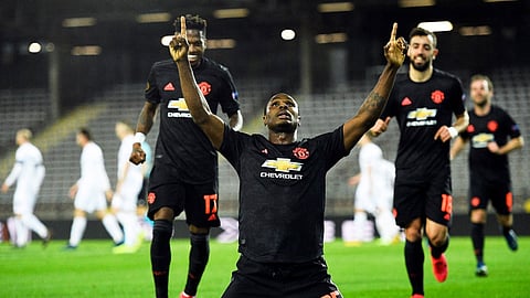 آل الشيخ يكشف آخر تطورات صفقة مهاجم مانشستر يونايتد