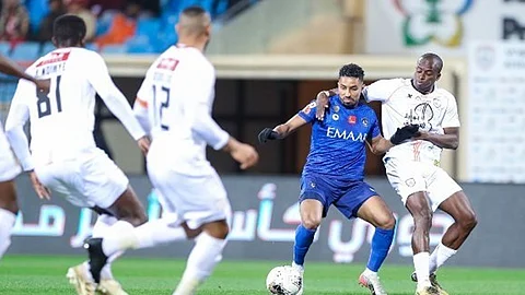 الشباب في اختبار صعب أمام الرائد.. والهلال يسعى لنفض غبار السوبر