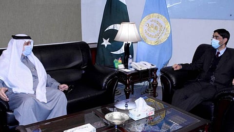 سفير المملكة بإسلام آباد يبحث مع مستشار رئيس وزراء باكستان الموضوعات المشتركة