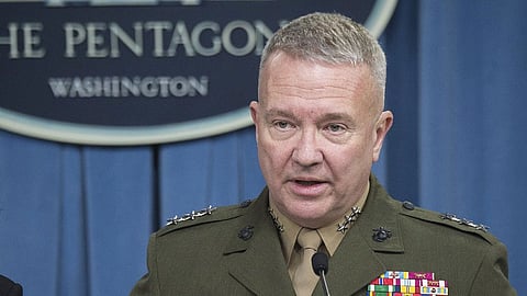قائد القيادة المركزية الأمريكية يحذر: «داعش» لا يزال خطرًا علينا