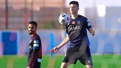 خبير يكشف أهلية مشاركة الحمدان في جولة واحدة مع الهلال والشباب