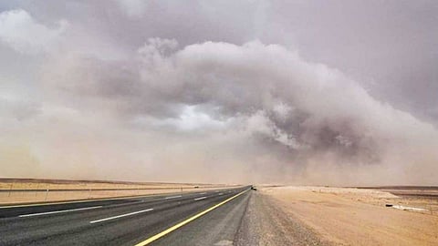 خبير أرصاد يحذر: أعنف كتلة قطبية تبدأ الثلاثاء المقبل.. وتستمر عدة أيام