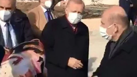 أتراك «جائعون» يصرخون بوجه أردوغان ردًا على تدني الأوضاع الاقتصادية