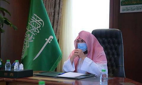 السديس لمنسوبي وكالة المسجد النبوي: لا تهاون في إجراءات كورونا لضمان سلامة الجميع
