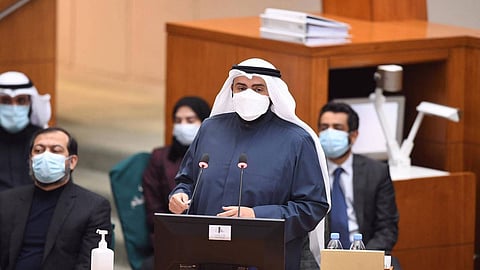 وزير الصحة الكويتي: جائحة كورونا ستبقى معنا إلى يوم القيامة