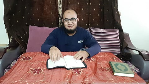 مسيرة الـ17 عامًا لطبيب مصري تتوج بحفظ كتاب الله في الطائف: القرآن سر تميزي