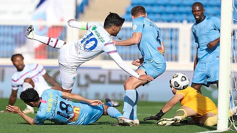 الباطن يقتنص 3 نقاط من لقاء أبها