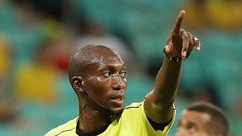 سنغالي يضبط مواجهة الهلال والاتفاق.. والبلوي للقادسية والنصر