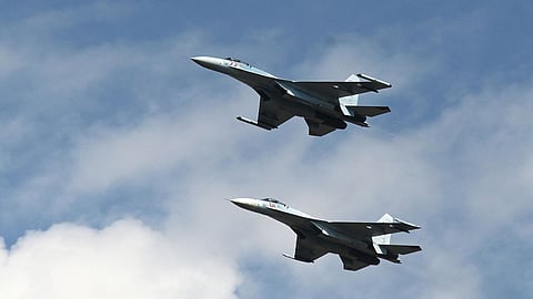 المرصد السوري: مقتل 21 داعشيًا في غارات جوية روسية على منطقة البادية