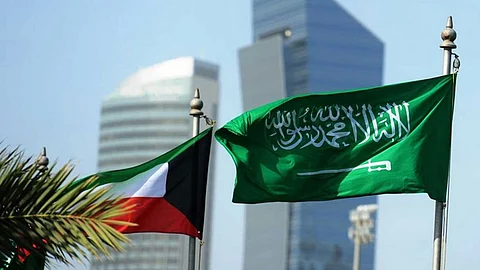 الكويت.. 60 عامًا مسيرة حافلة وعلاقات راسخة مع السعودية