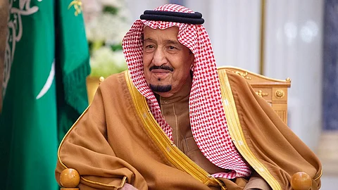 في اتصال هاتفي.. خادم الحرمين وبايدن يبحثان دعم إيران للجماعات الإرهابية بالمنطقة