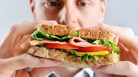 طارق الحبيب: احذروا «سلوك شهير» في التغلب على ضغوط الحياة