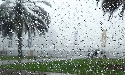 الحصيني عن طقس الأسبوع المقبل: أمطار سريعة الأحد.. وارتفاع تدريجي للحرارة الإثنين