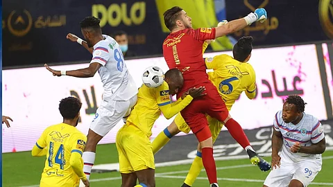 النجعي يقود النصر لتعادل صعب مع أبها