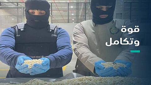 بالفيديو.. جمرك الحديثة يُحبط محاولتي تهريب أكثر من مليوني حبة كبتاجون